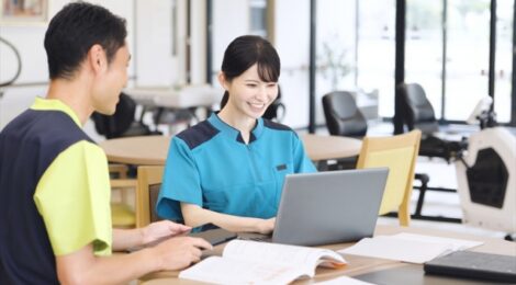 介護の第一歩「初任者研修」。失敗しないスクール選びのコツ